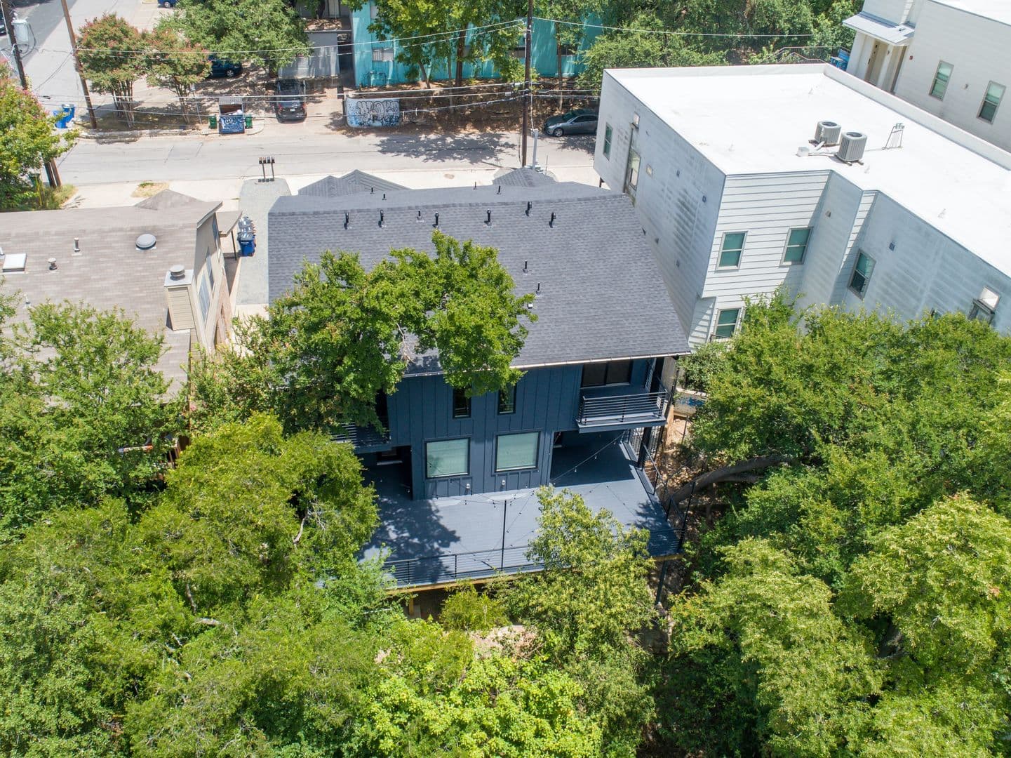 Austin Apartment: 2710 San Pedro Street