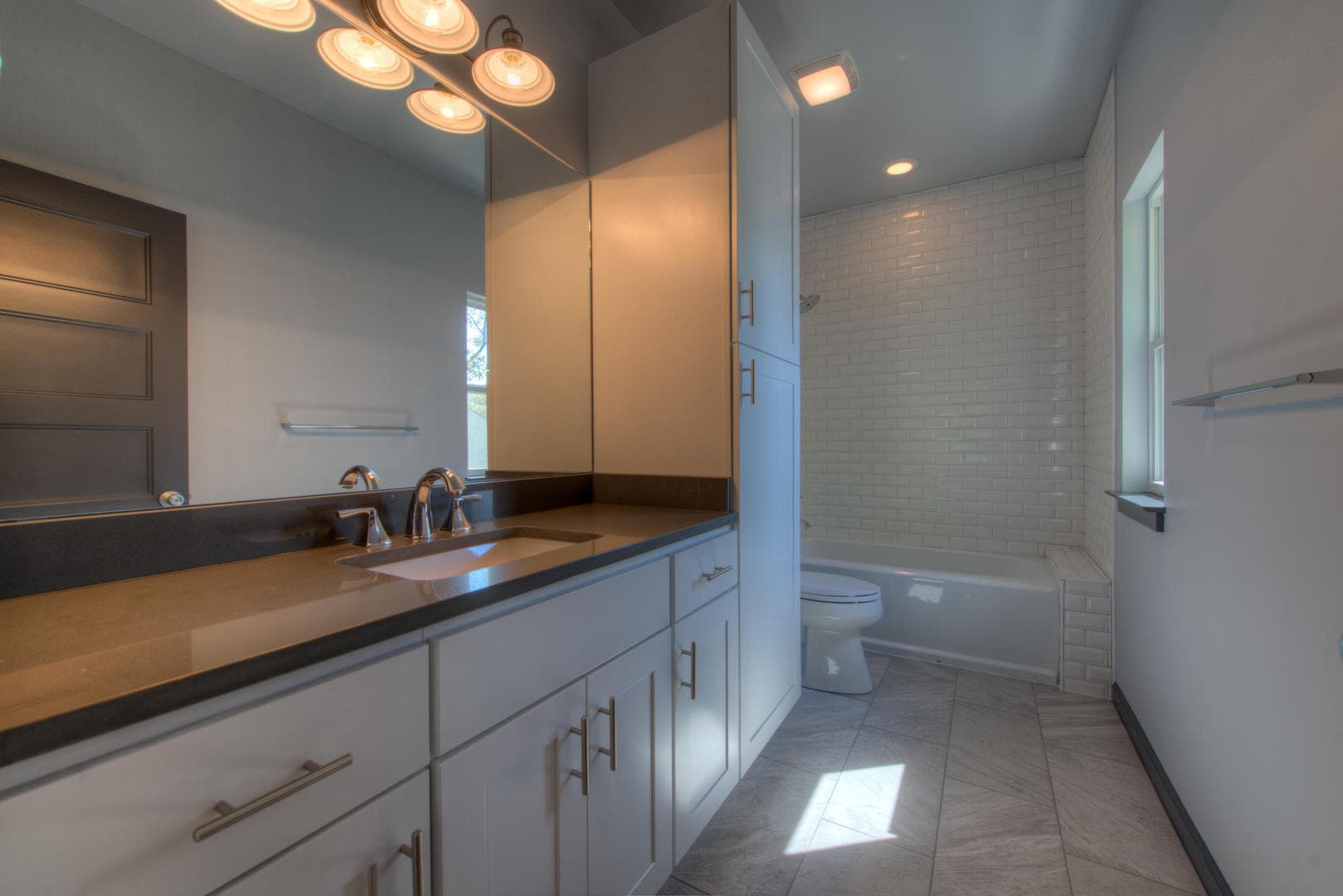 Austin Apartment: 3704 Harmon Ave