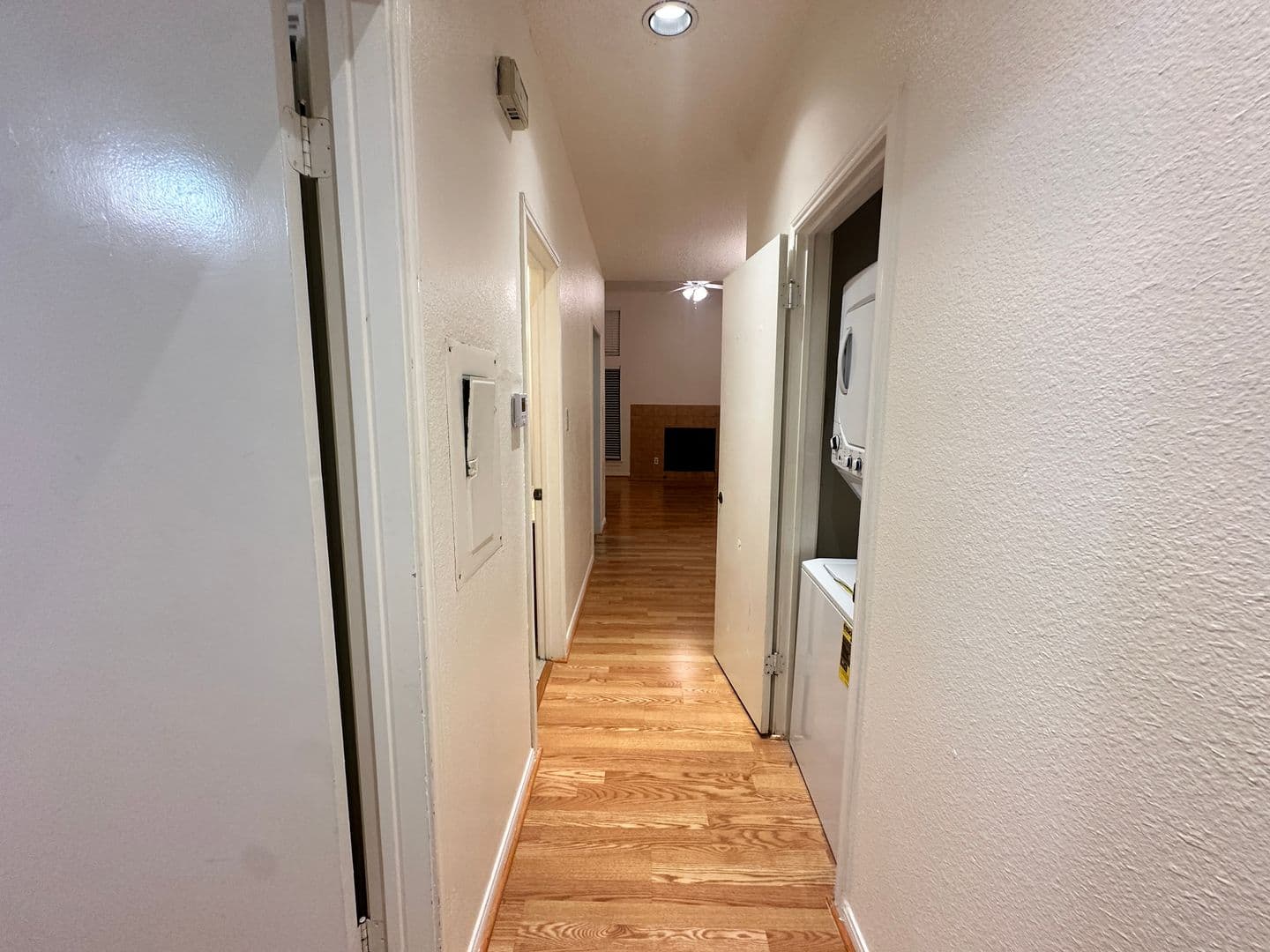 Austin House: 1906 Robbins Place, #308