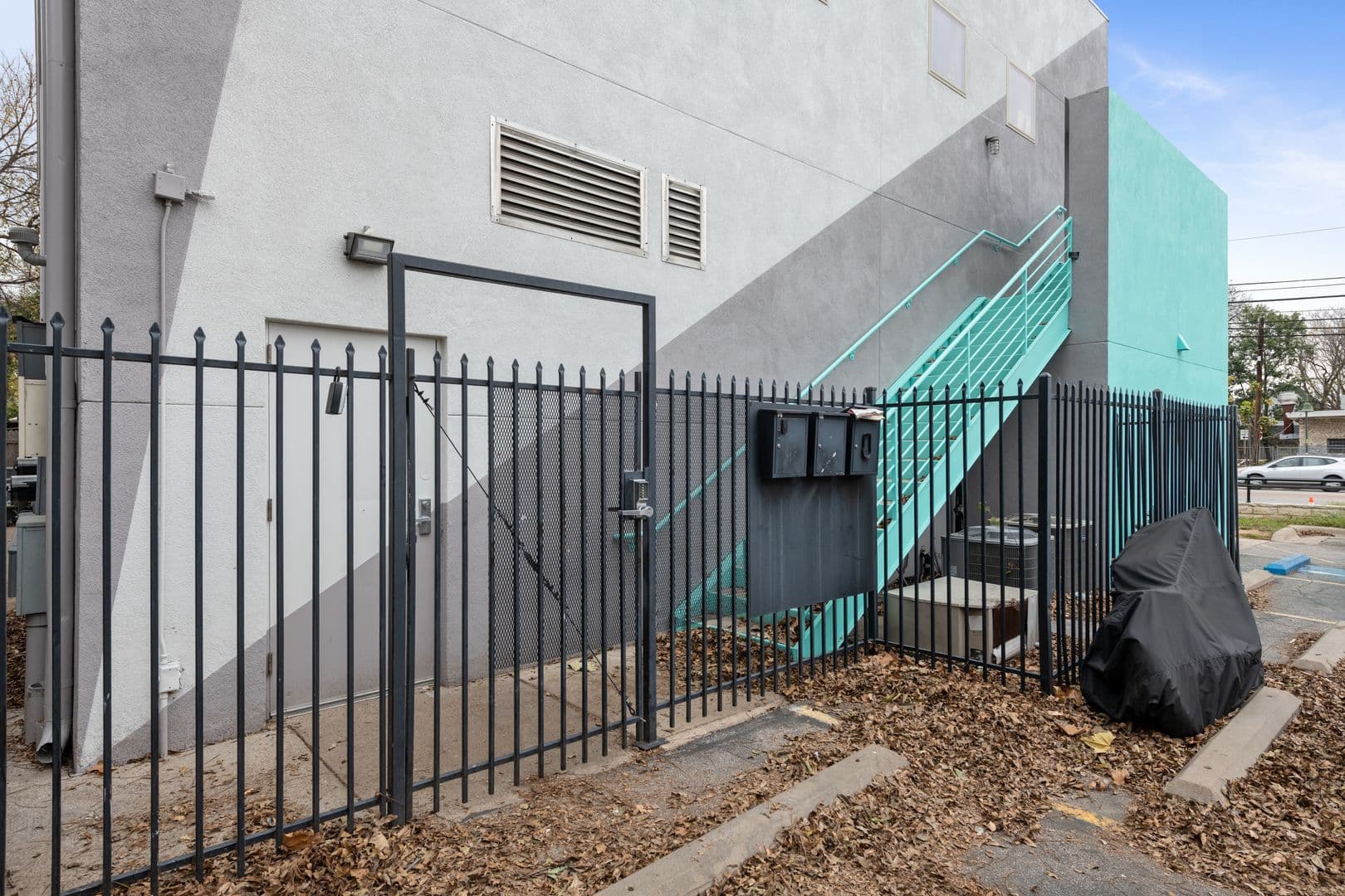 Austin Apartment: 2601 East 7th Street