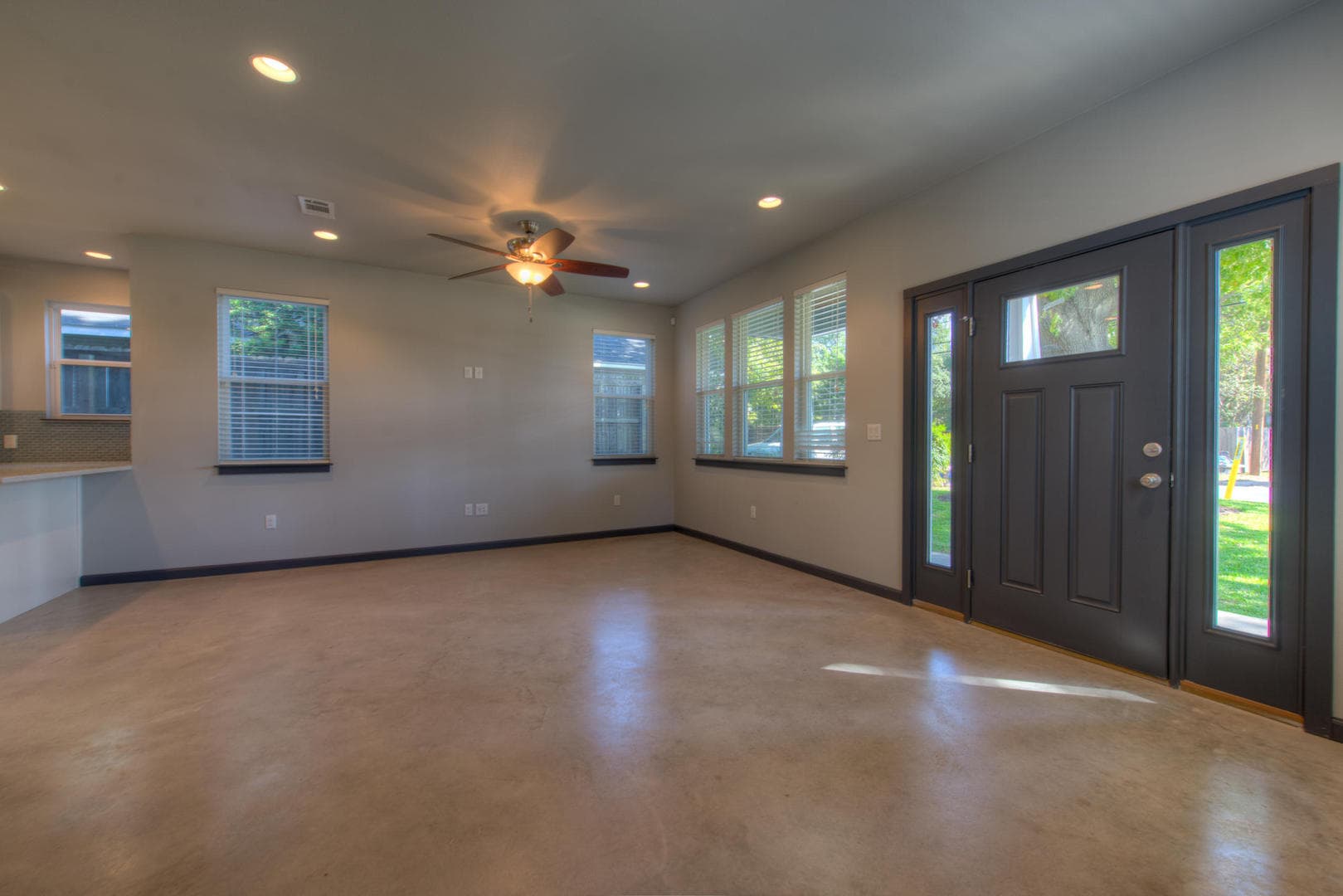 Austin Apartment: 3704 Harmon Ave