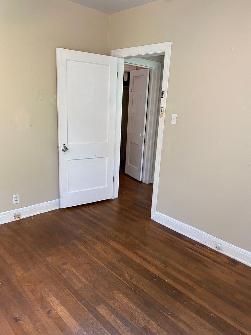Austin Apartment: 818 East 30th Street