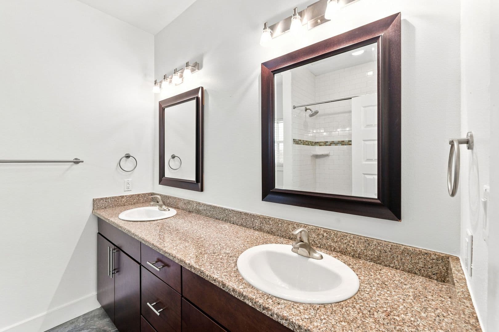 Austin House: 912 East 38th Street