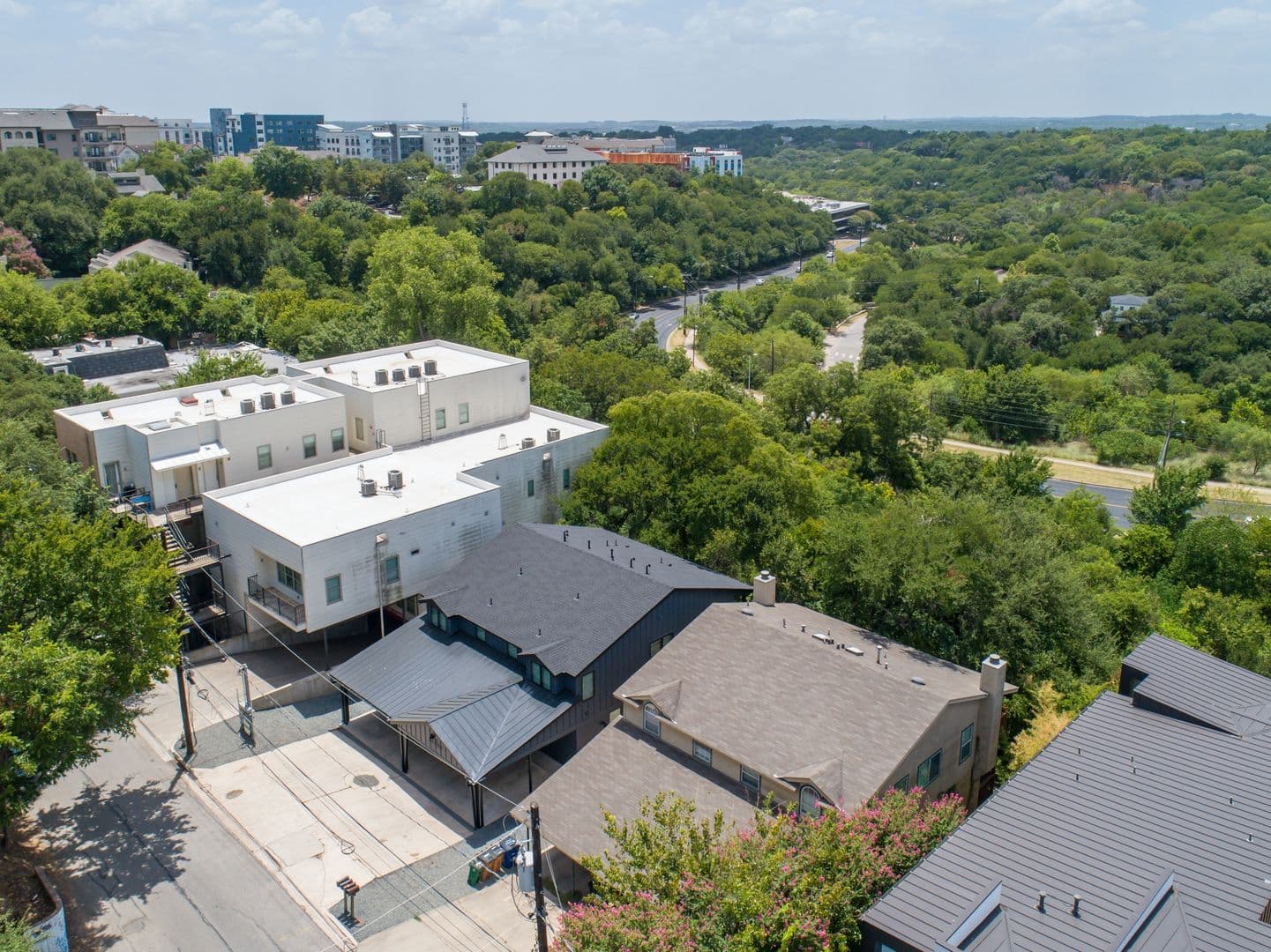 Austin Apartment: 2710 San Pedro Street