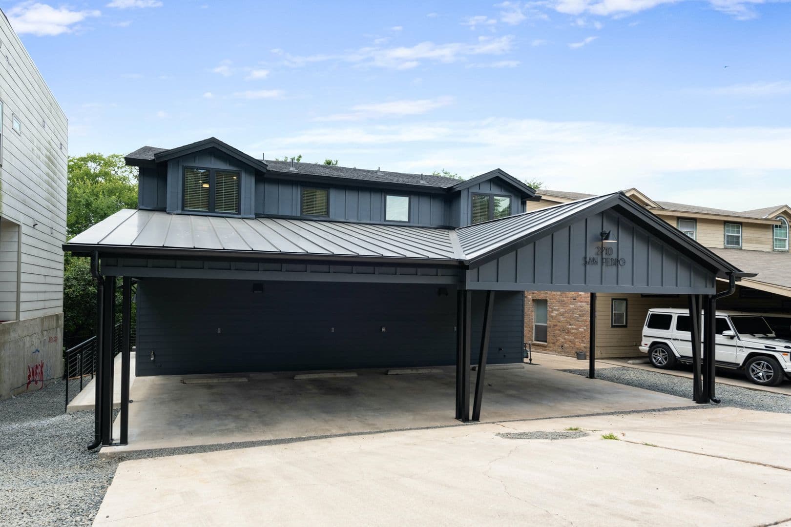 Austin Apartment: 2710 San Pedro Street
