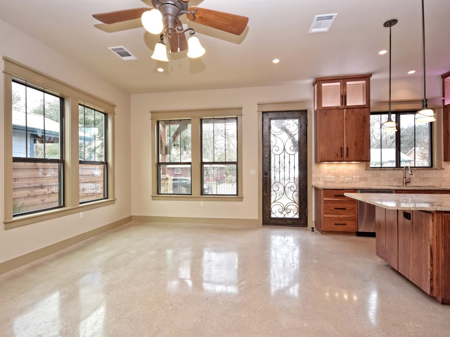 Austin Apartment: 716 Harris Avenue