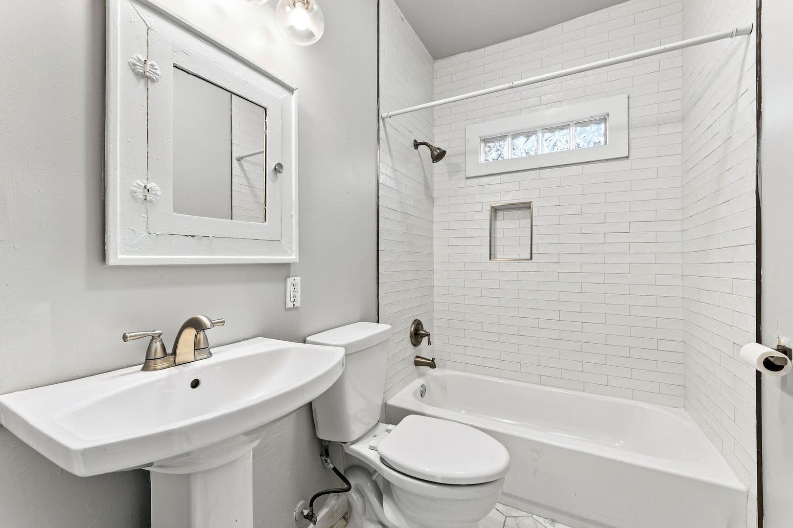 Austin House: 4802 Clarkson Avenue