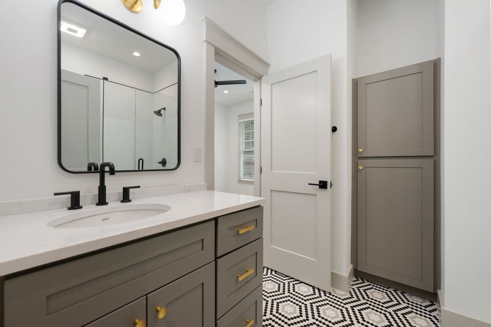 Austin Apartment: 1914 David Street