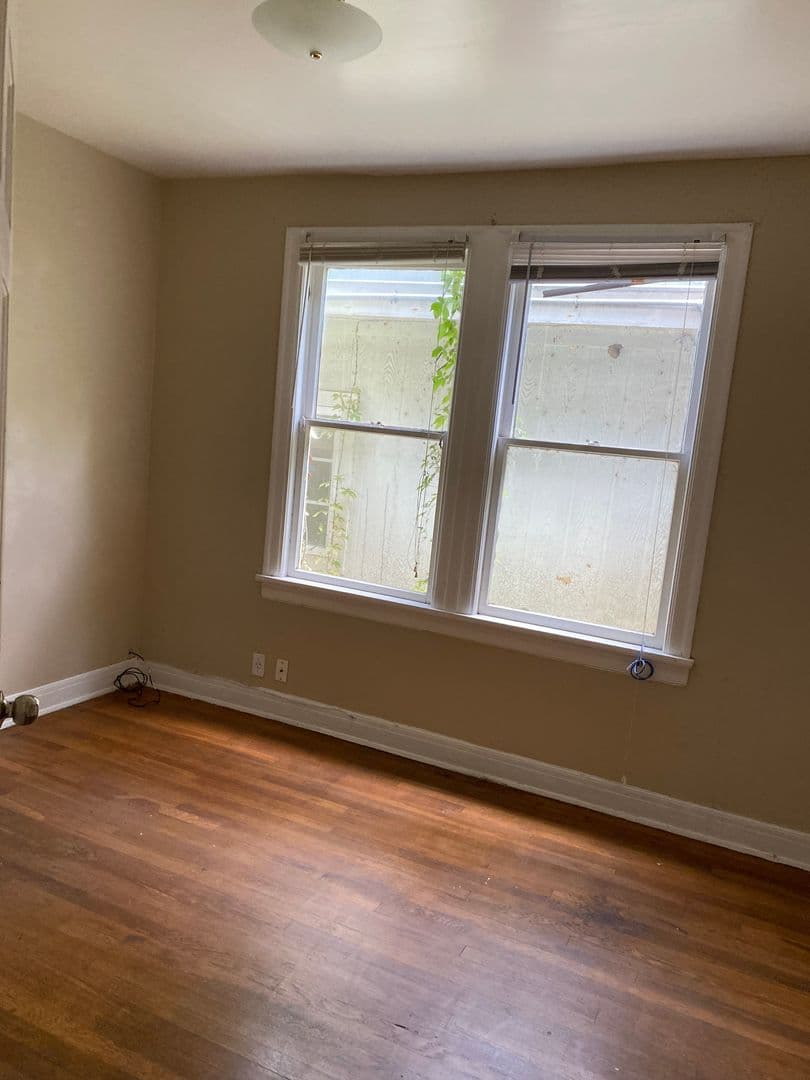 Austin Apartment: 818 East 30th Street