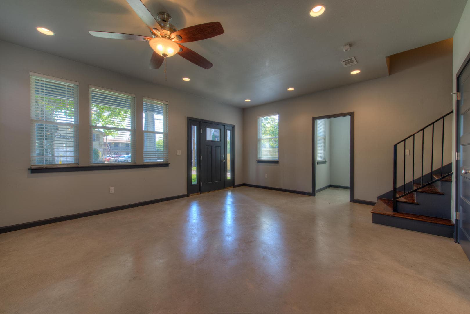 Austin Apartment: 3704 Harmon Ave