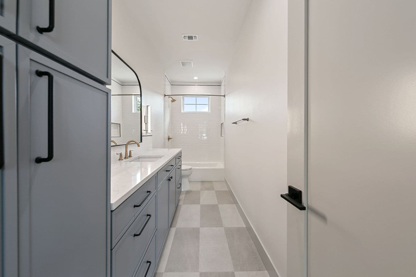 Austin Apartment: 917 E 37th Street