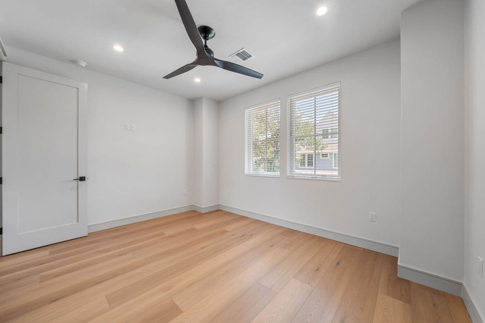 Austin Apartment: 917 E 37th Street
