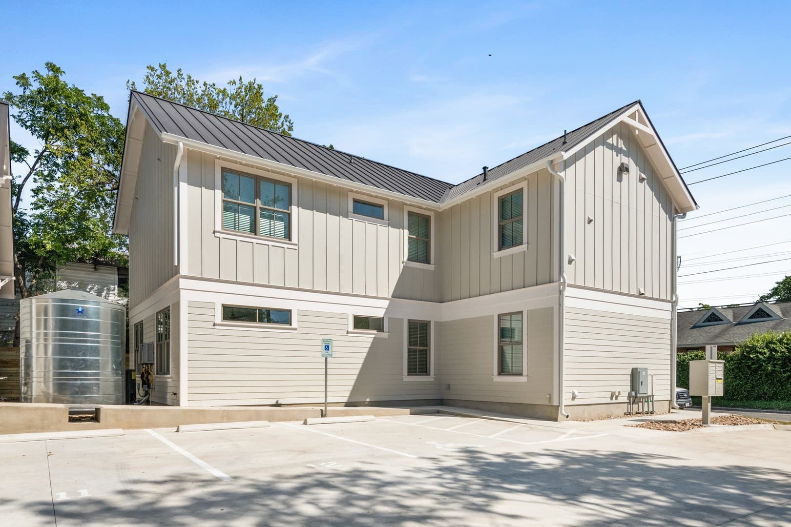 Austin Apartment: 408 West 38 1/2 Street