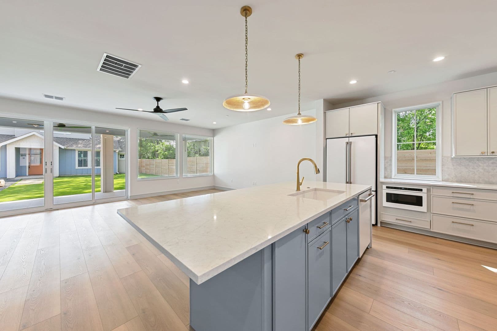 Austin Apartment: 917 E 37th Street