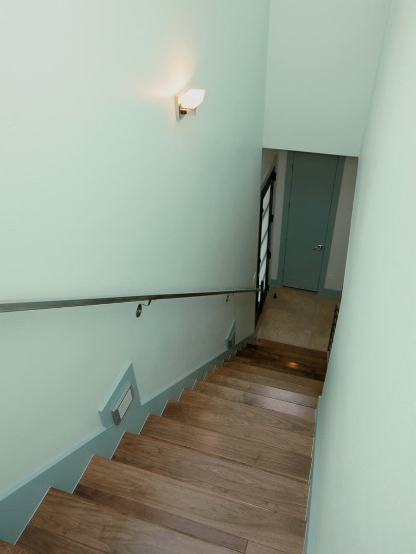 Austin Apartment: 306 Franklin Blvd