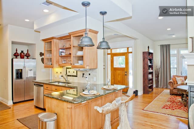 Austin House: 306 E 34th St. Unit B