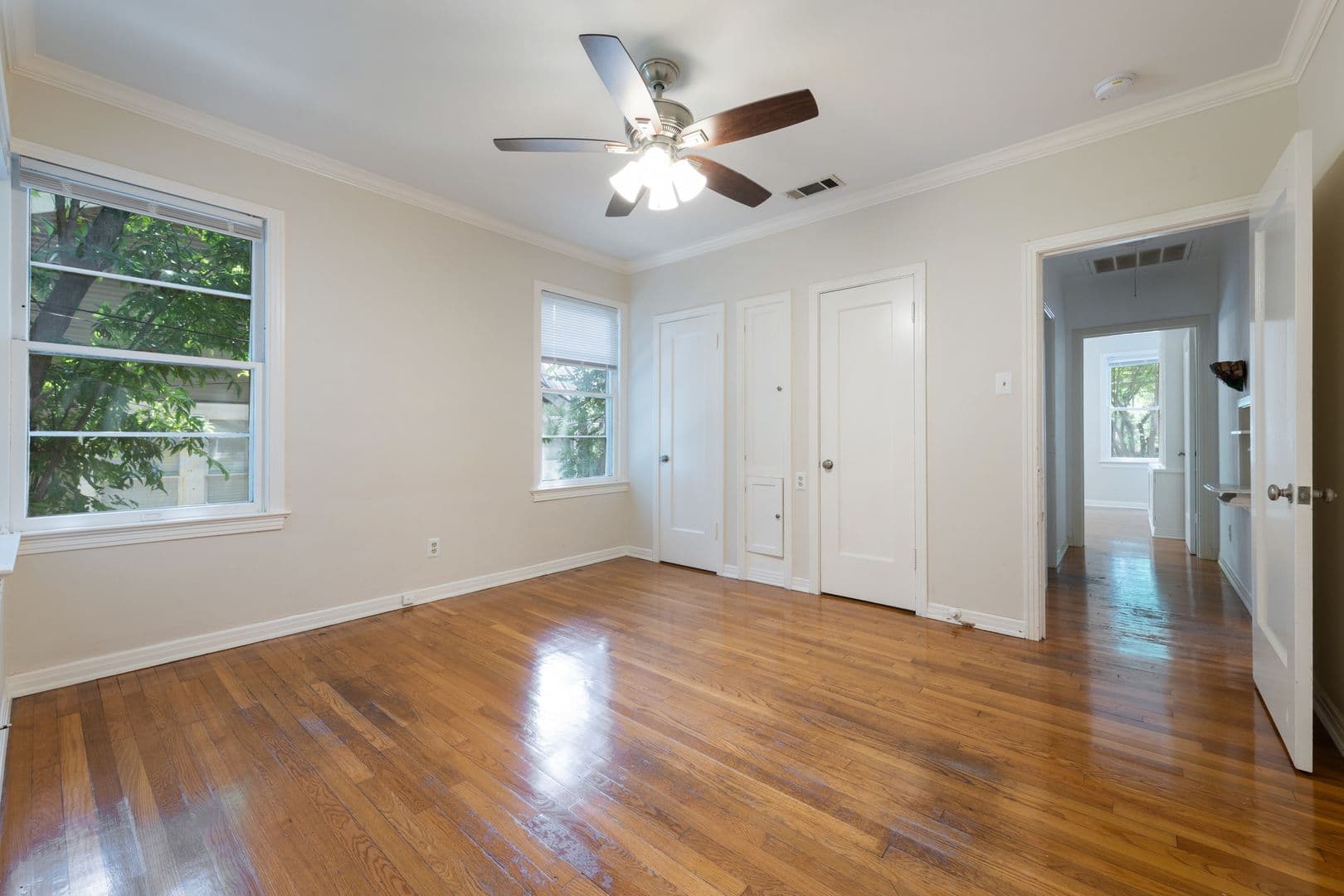 Austin Apartment: 3213 Hampton Road