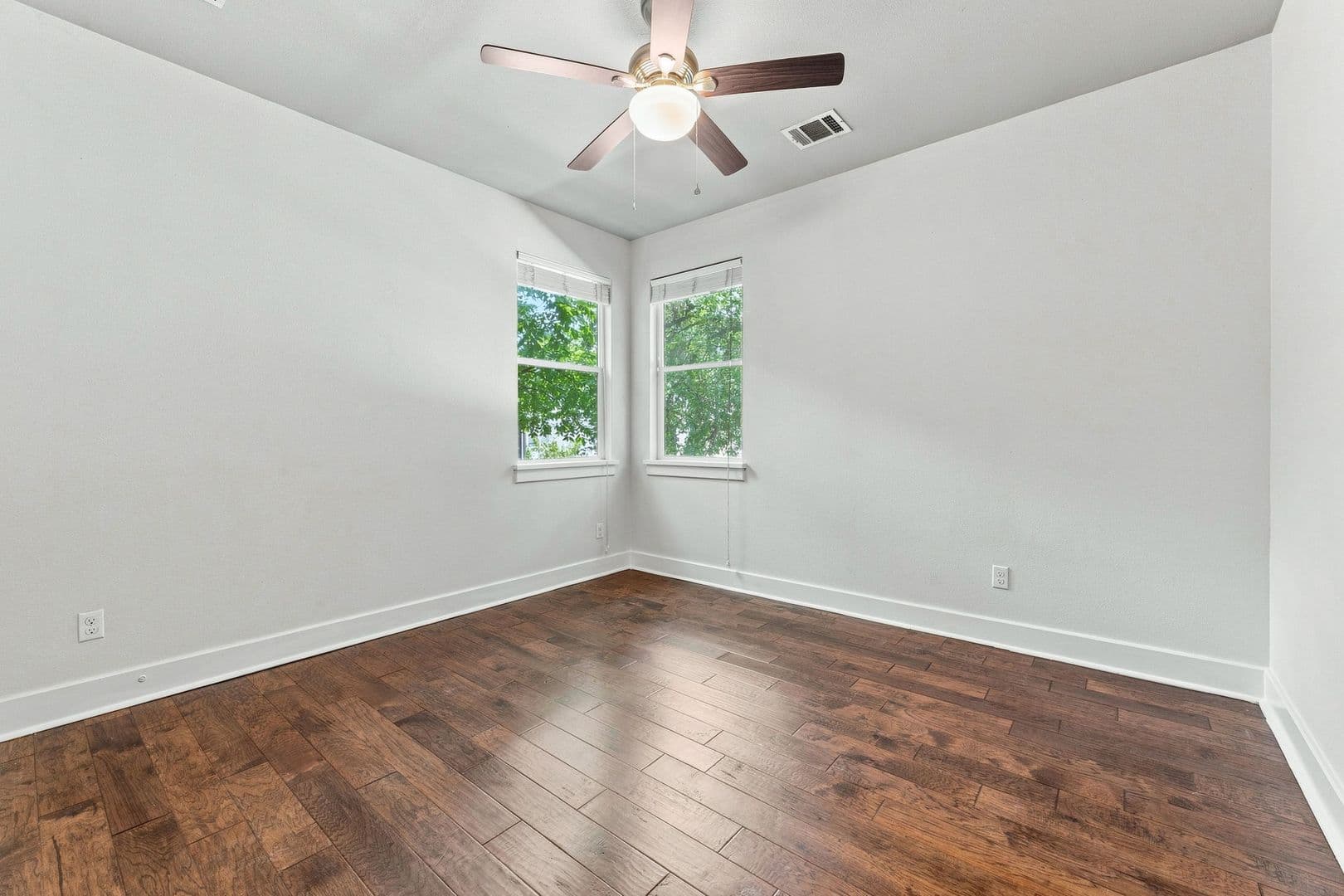 Austin House: 923 East 37th Street