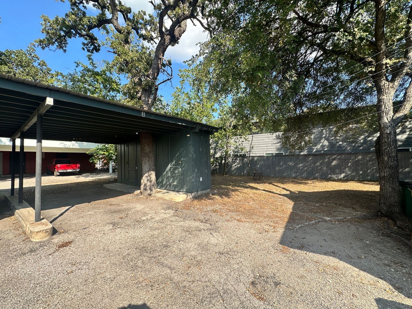 Austin Apartment: 106 West 38th Street