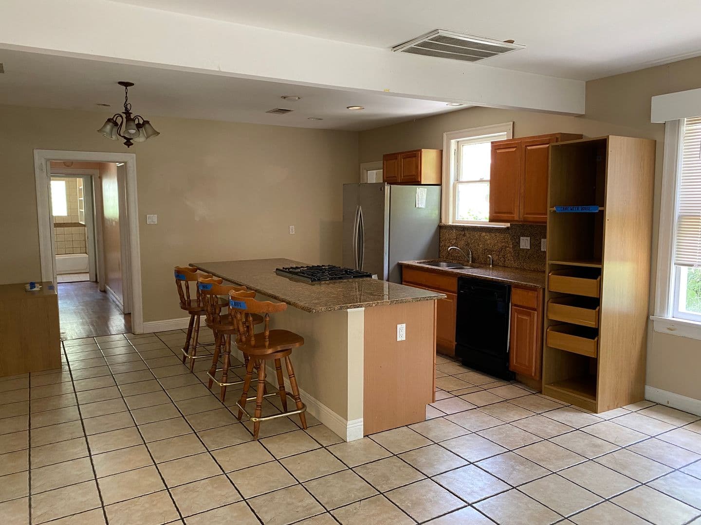 Austin Apartment: 818 East 30th Street
