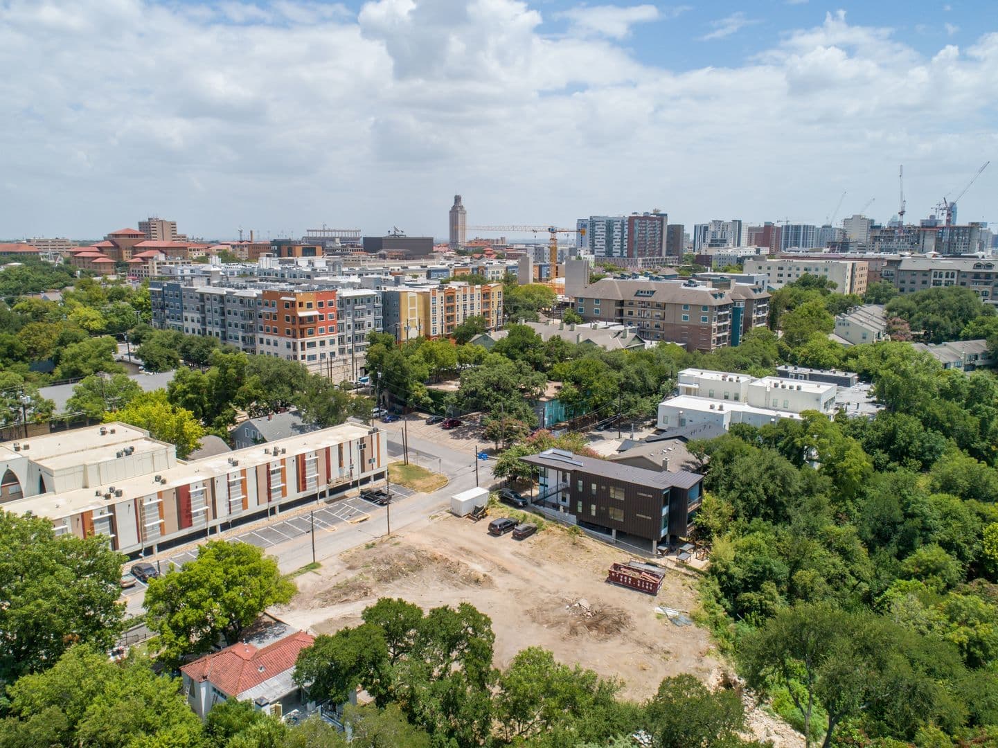 Austin Apartment: 2710 San Pedro Street