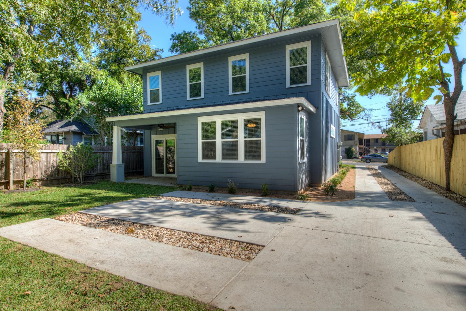 Austin Apartment: 3704 Harmon Ave