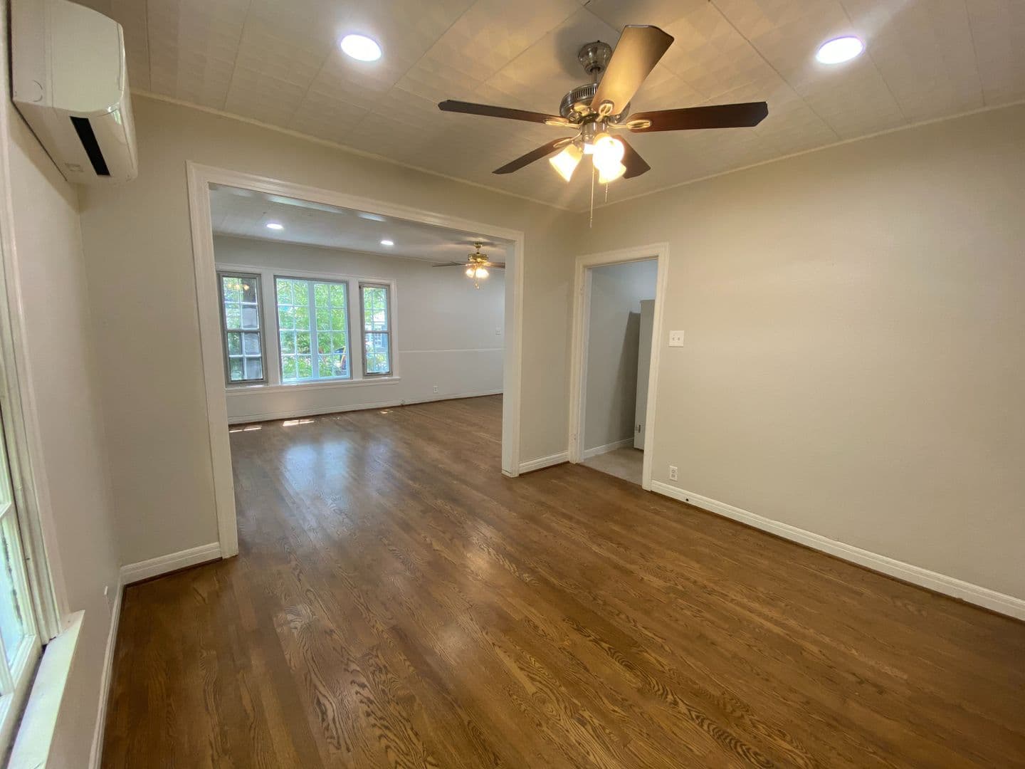 Austin House: 824 East 30th Street