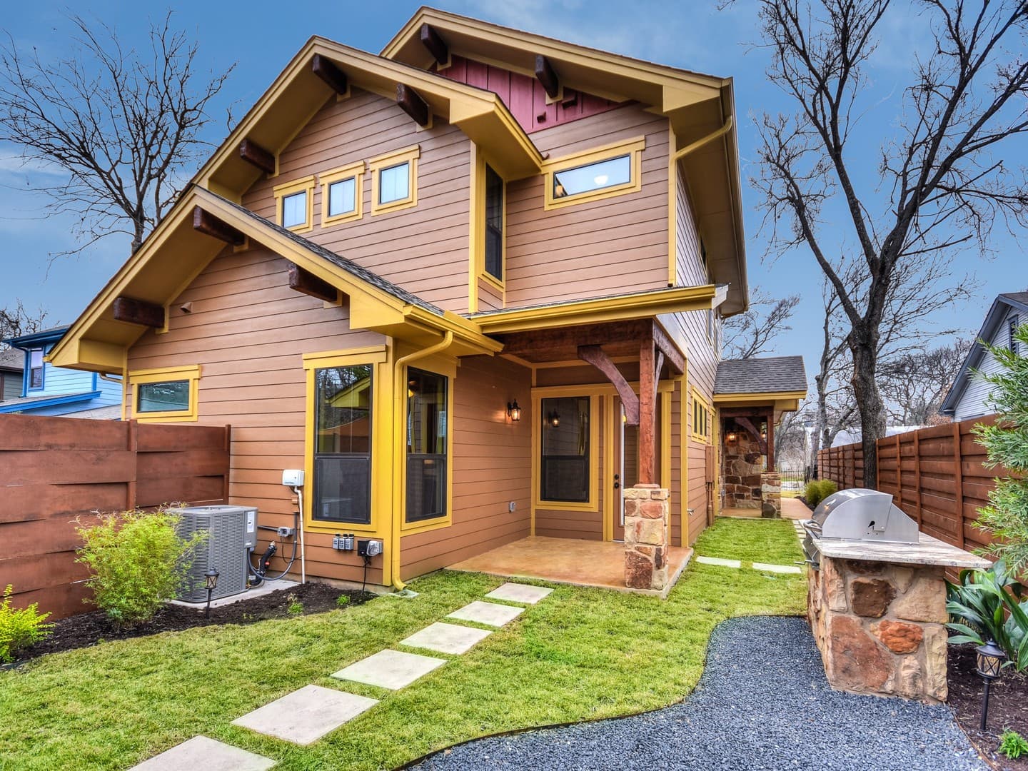 Austin Apartment: 716 Harris Avenue