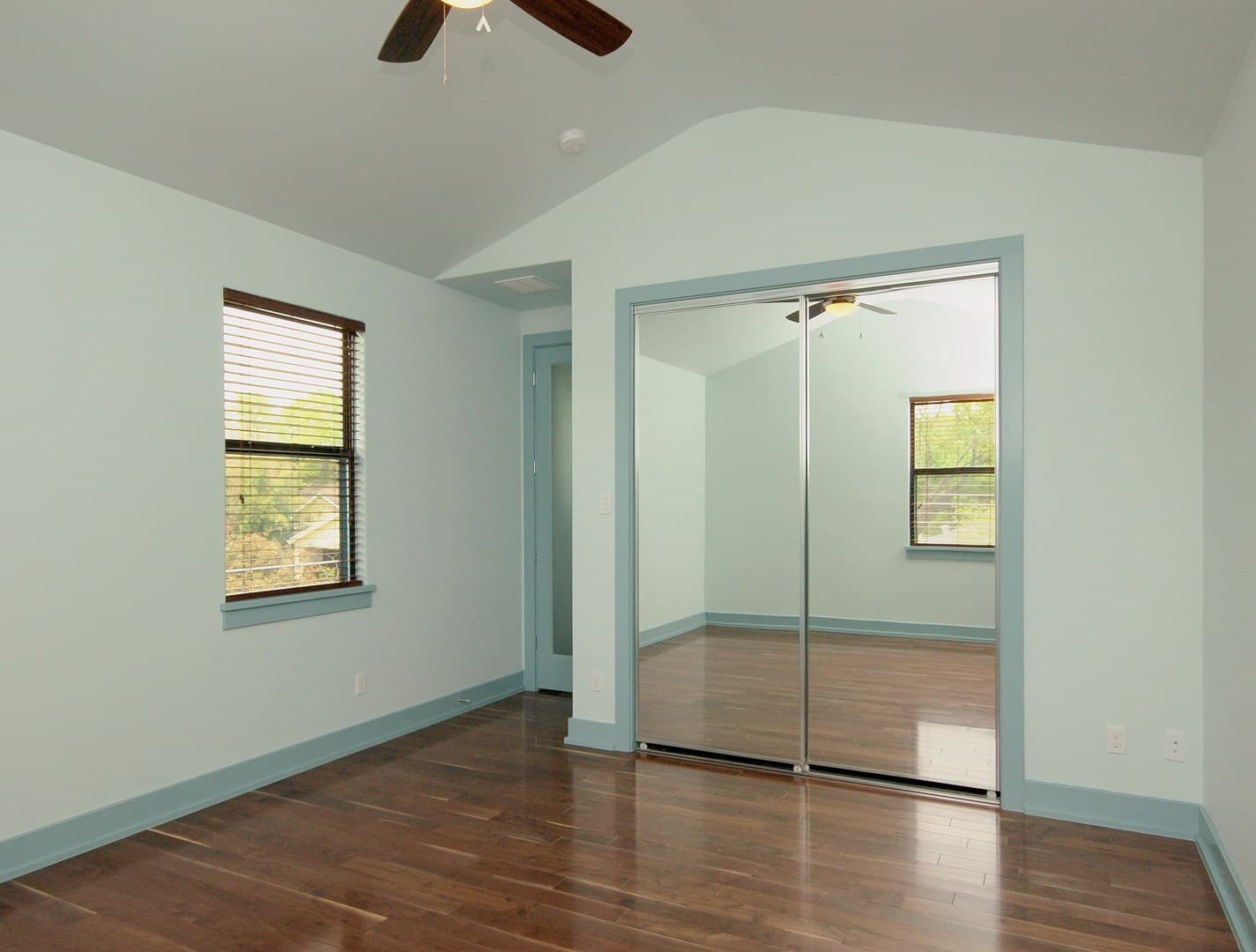 Austin Apartment: 306 Franklin Blvd