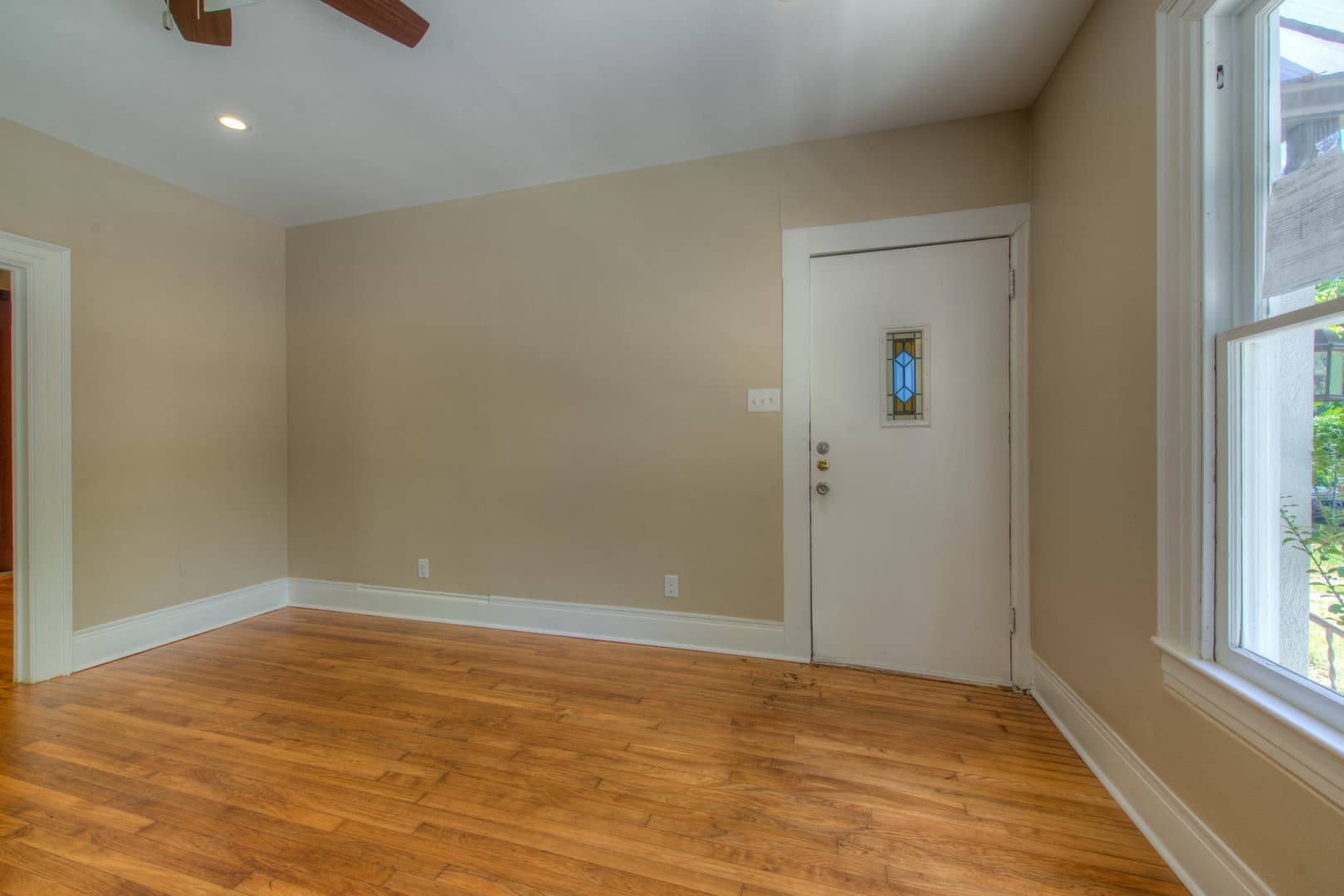 Austin House: 3211 Hampton Rd