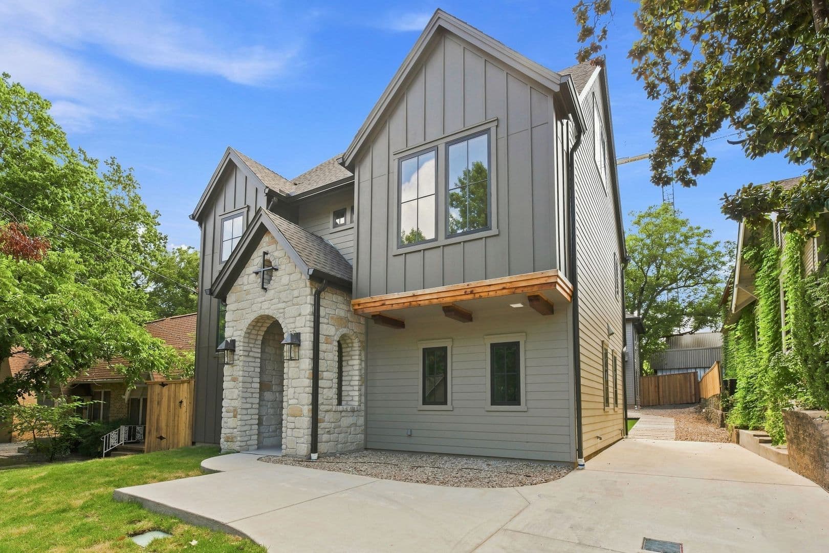 Austin Apartment: 2907 Beanna Street