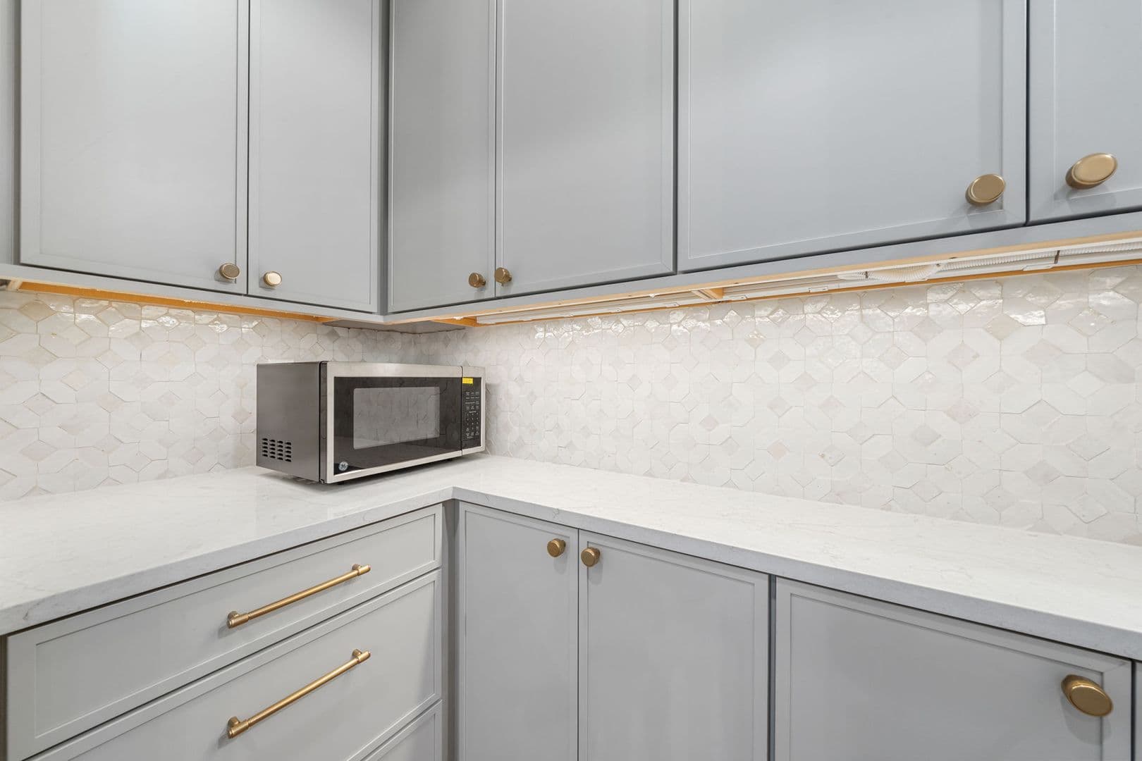 Austin Apartment: 917 E 37th Street