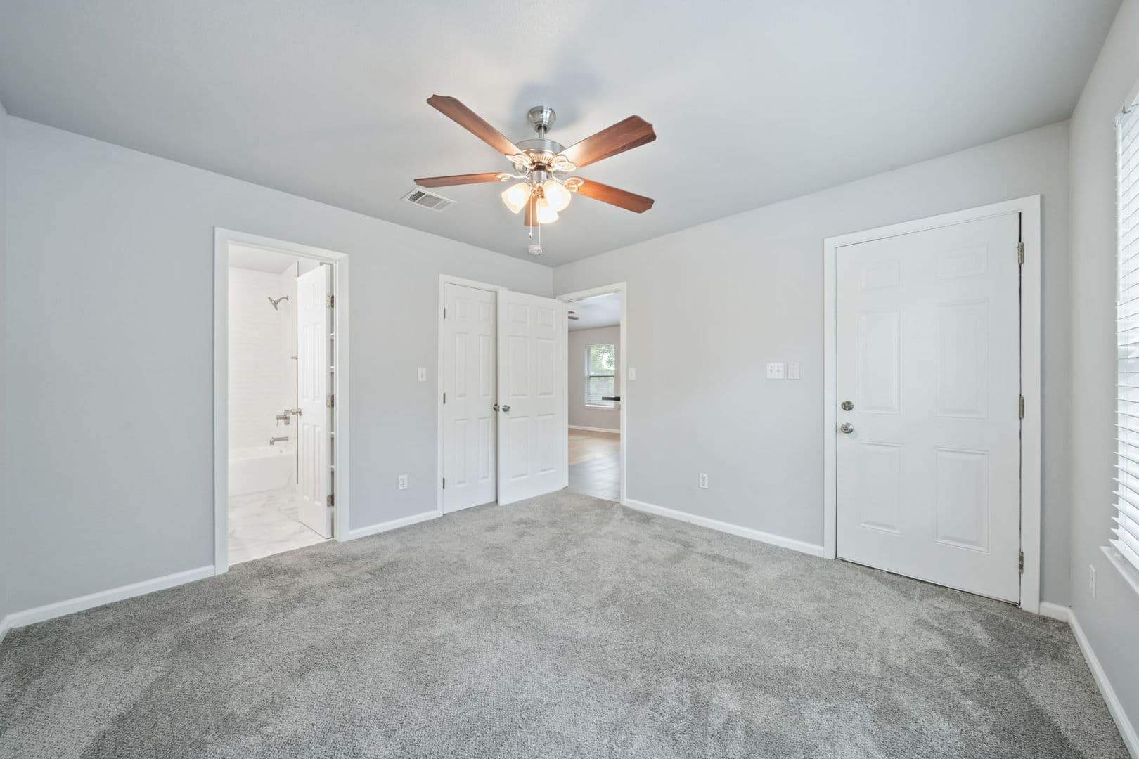 Austin Apartment: 4612 Bennett Avenue
