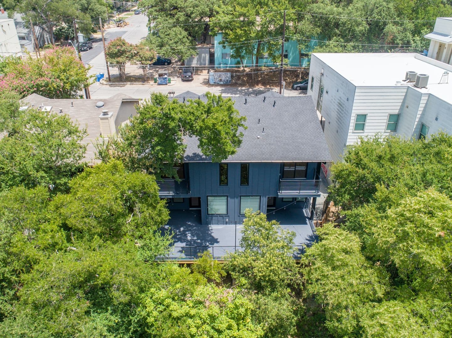 Austin Apartment: 2710 San Pedro Street