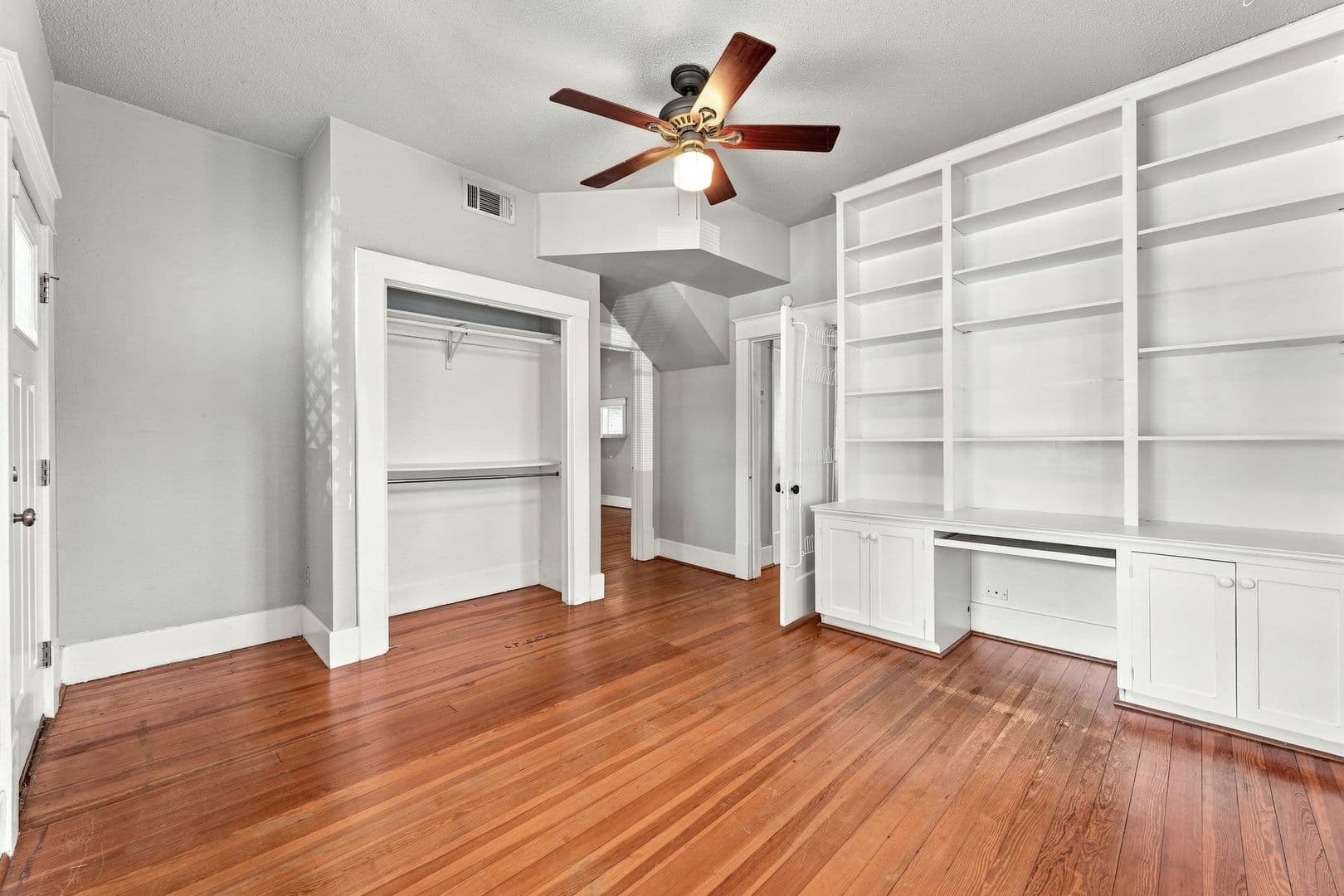 Austin House: 312 West 37th Street