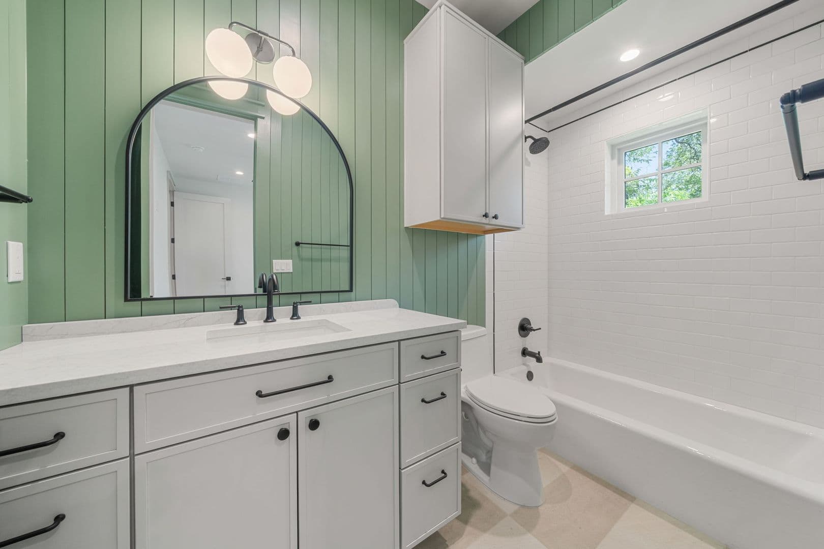 Austin Apartment: 917 E 37th Street