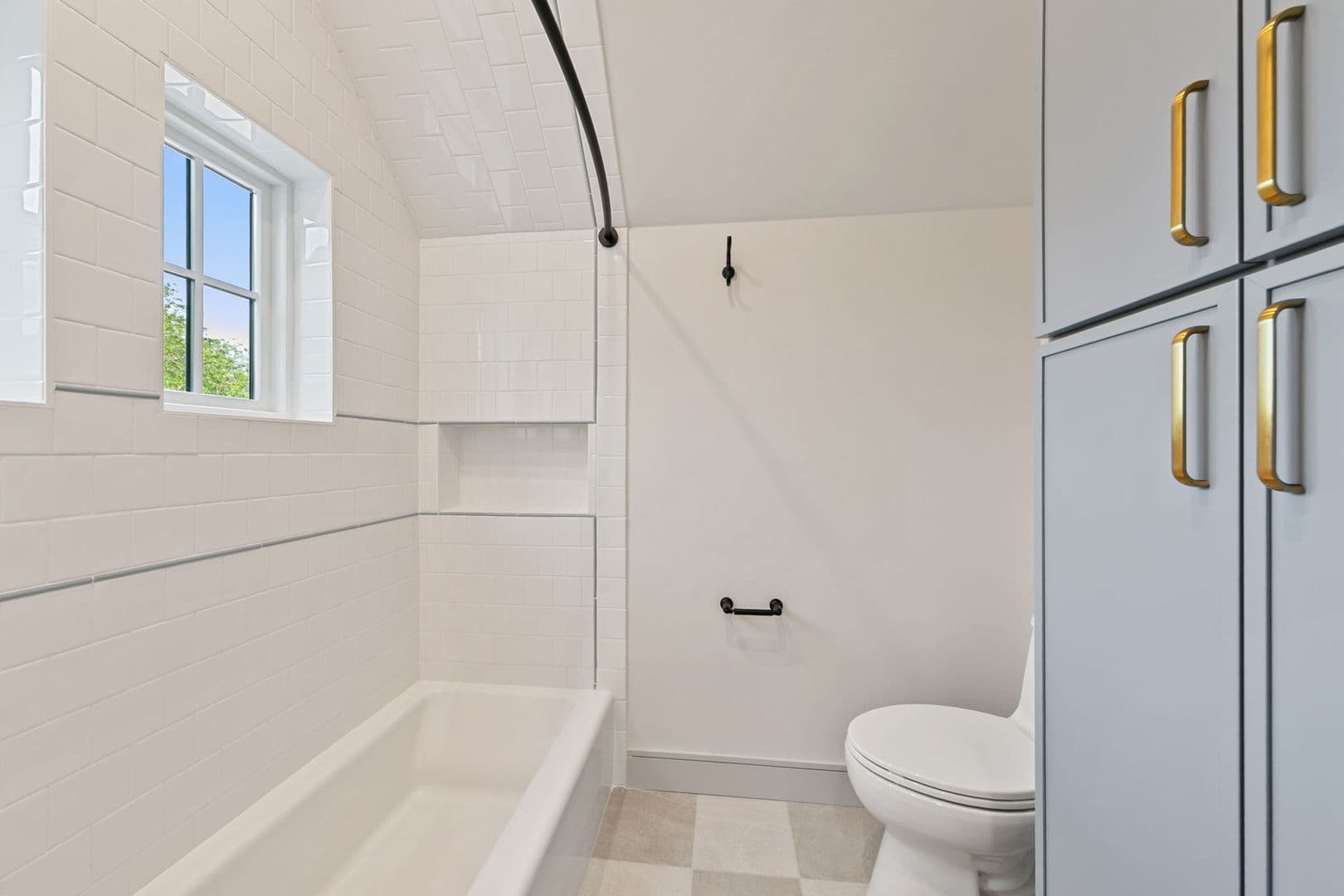 Austin Apartment: 917 E 37th Street