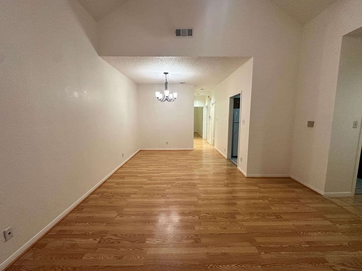 Austin House: 1906 Robbins Place, #308