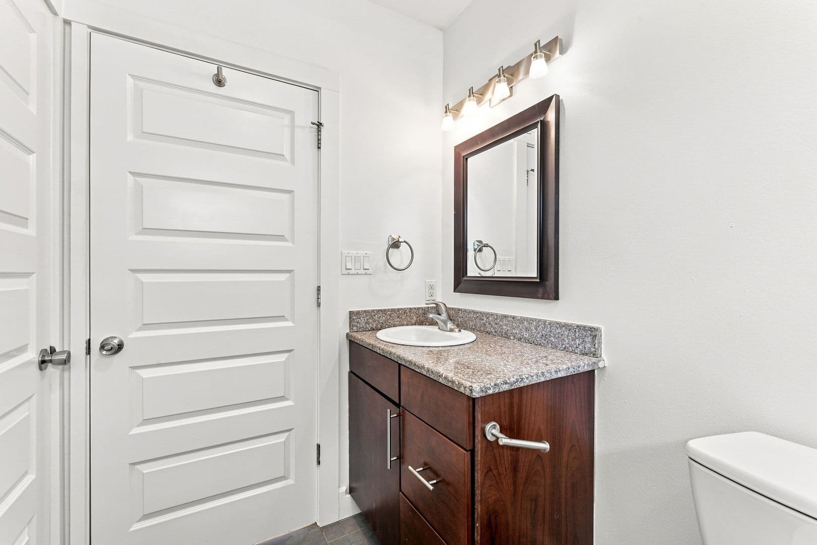 Austin House: 912 East 38th Street