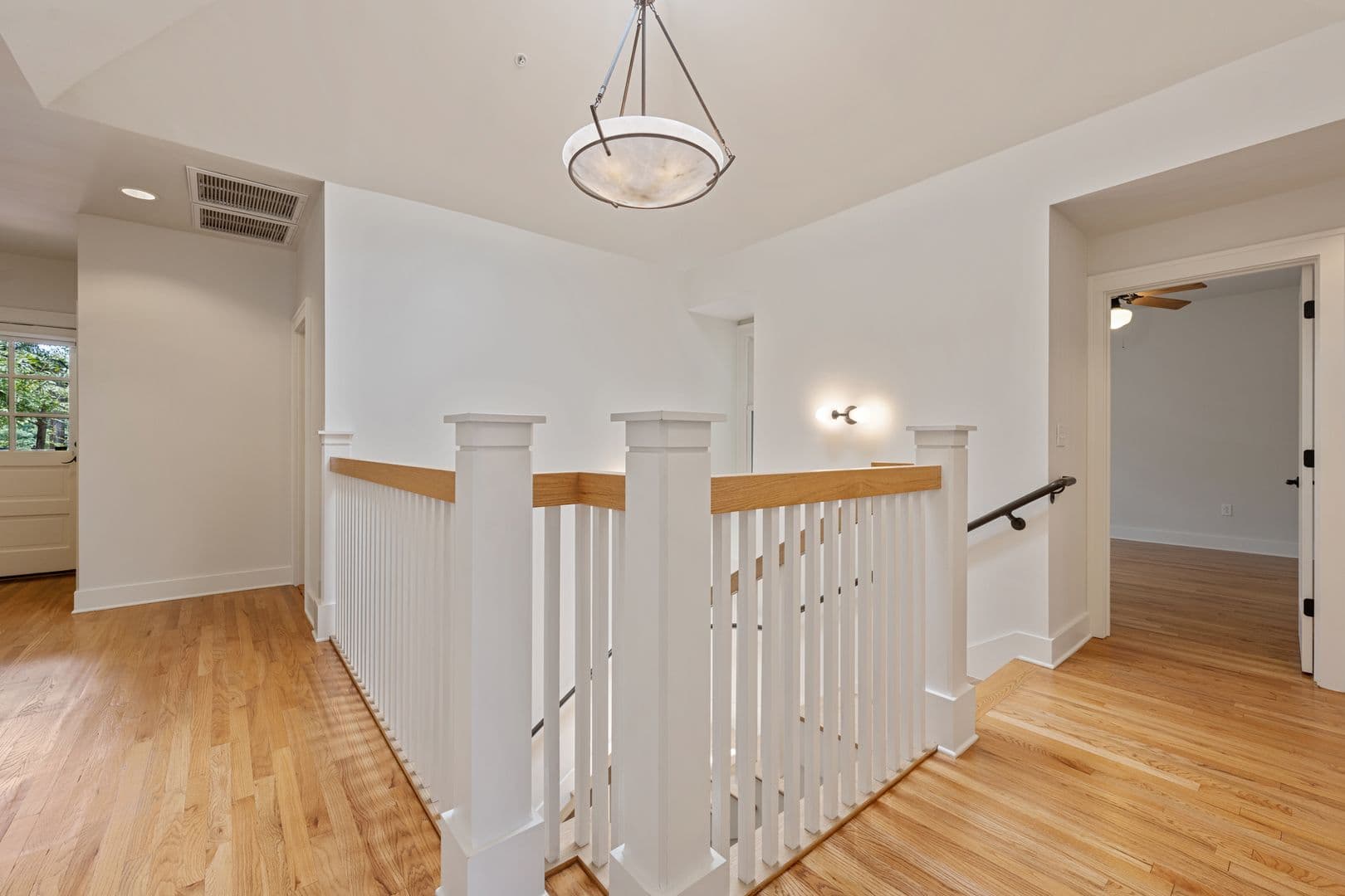 Austin House: 2811 Hemphill Park