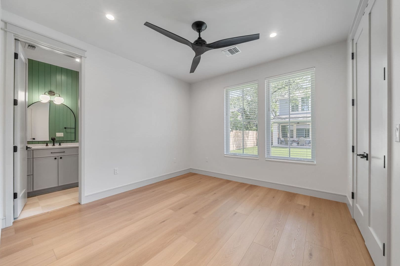 Austin Apartment: 917 E 37th Street