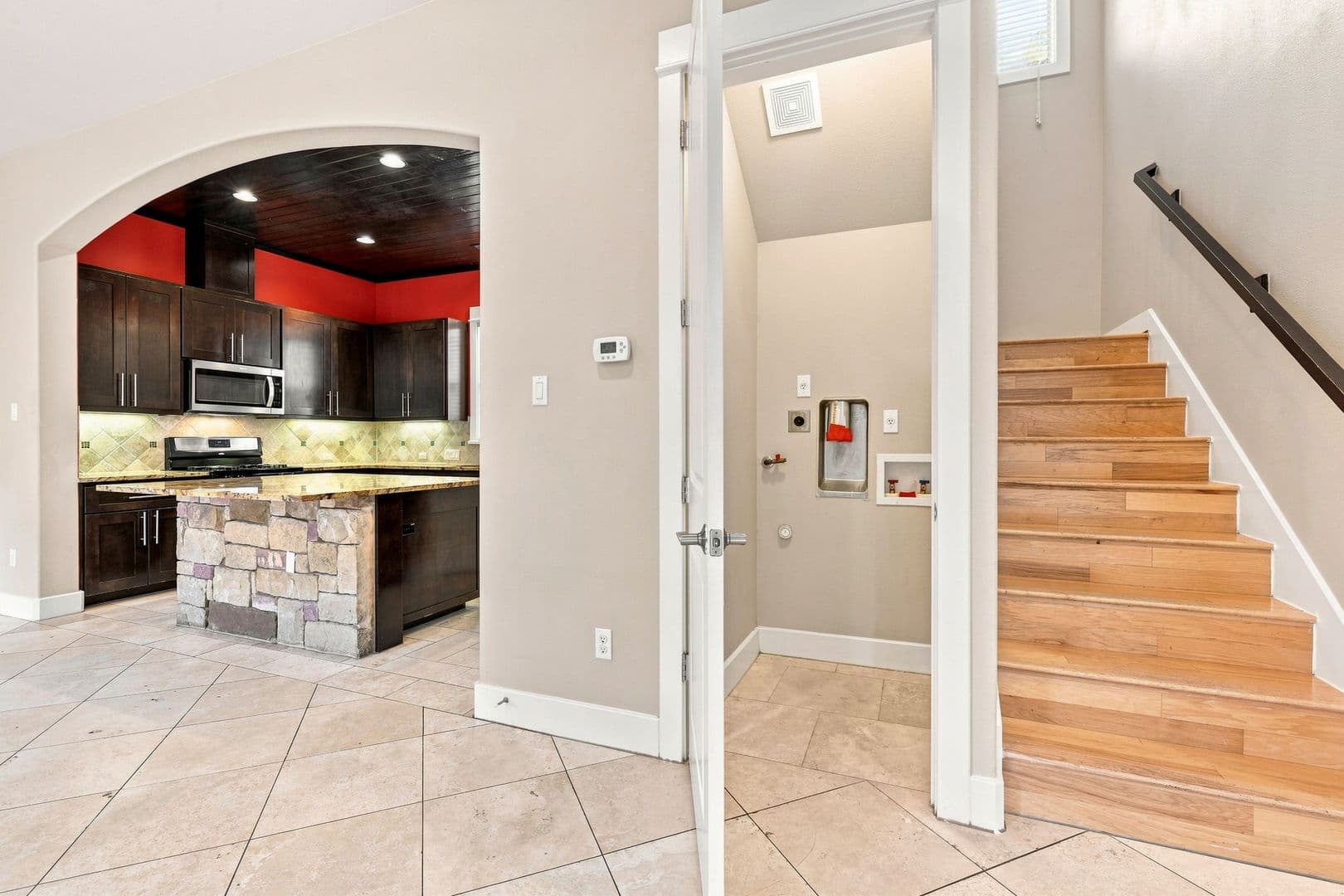 Austin House: 401 Zennia Street