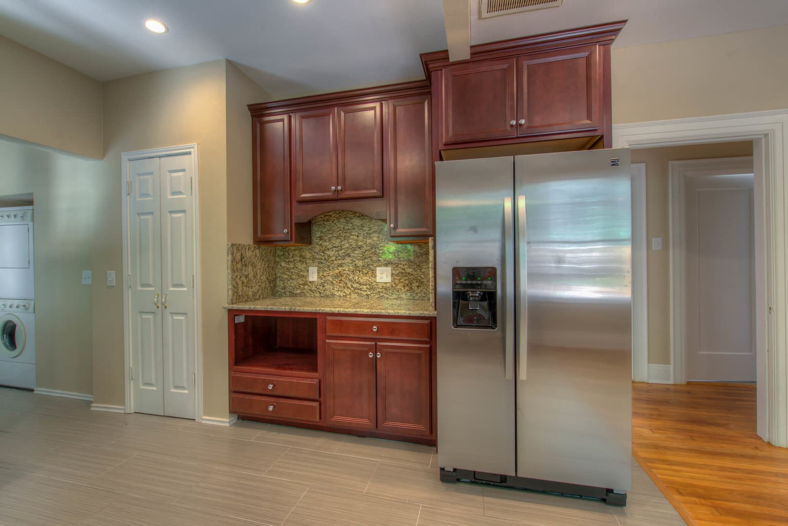 Austin House: 3211 Hampton Rd