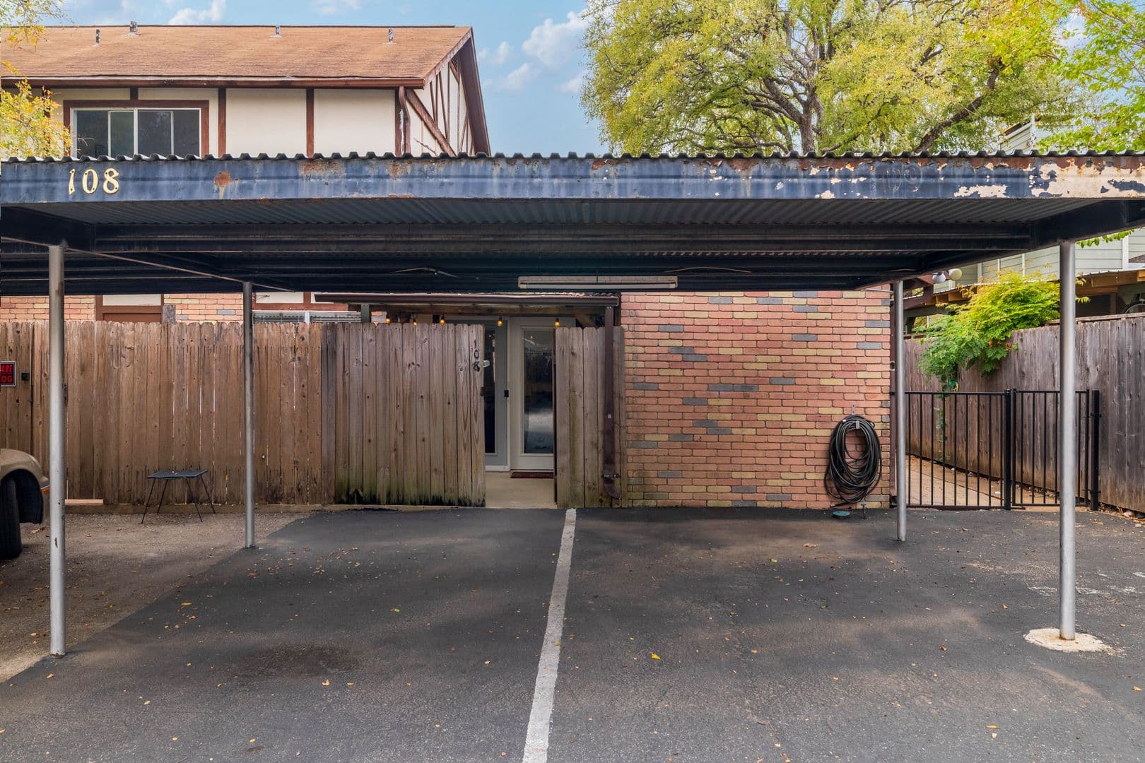 Austin House: 7406 Shadow Hill Dr Unit 108
