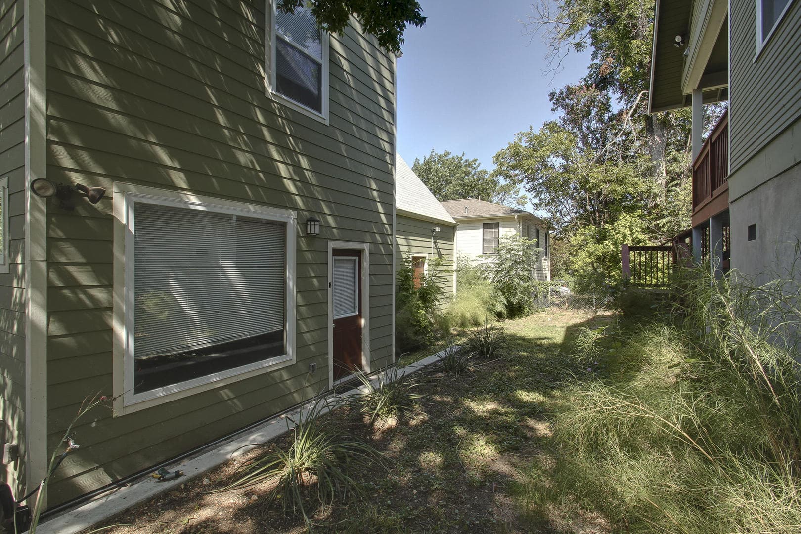 Austin Apartment: 811 W. 30th Street