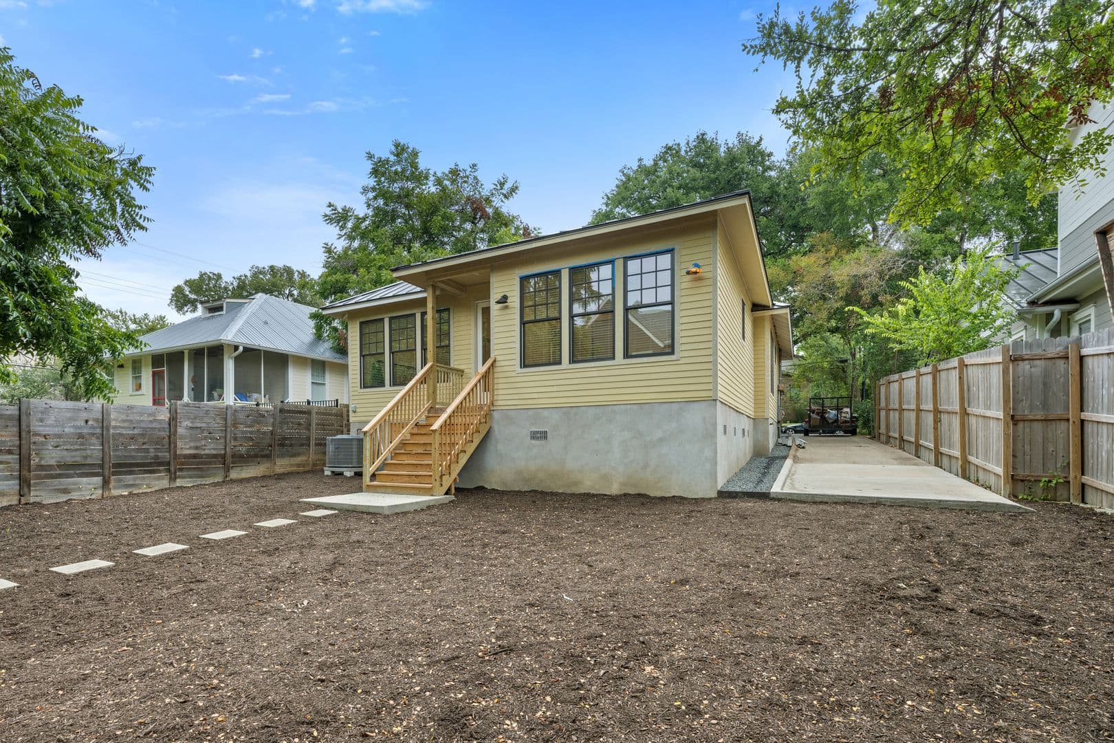 Austin Apartment: 1914 David Street