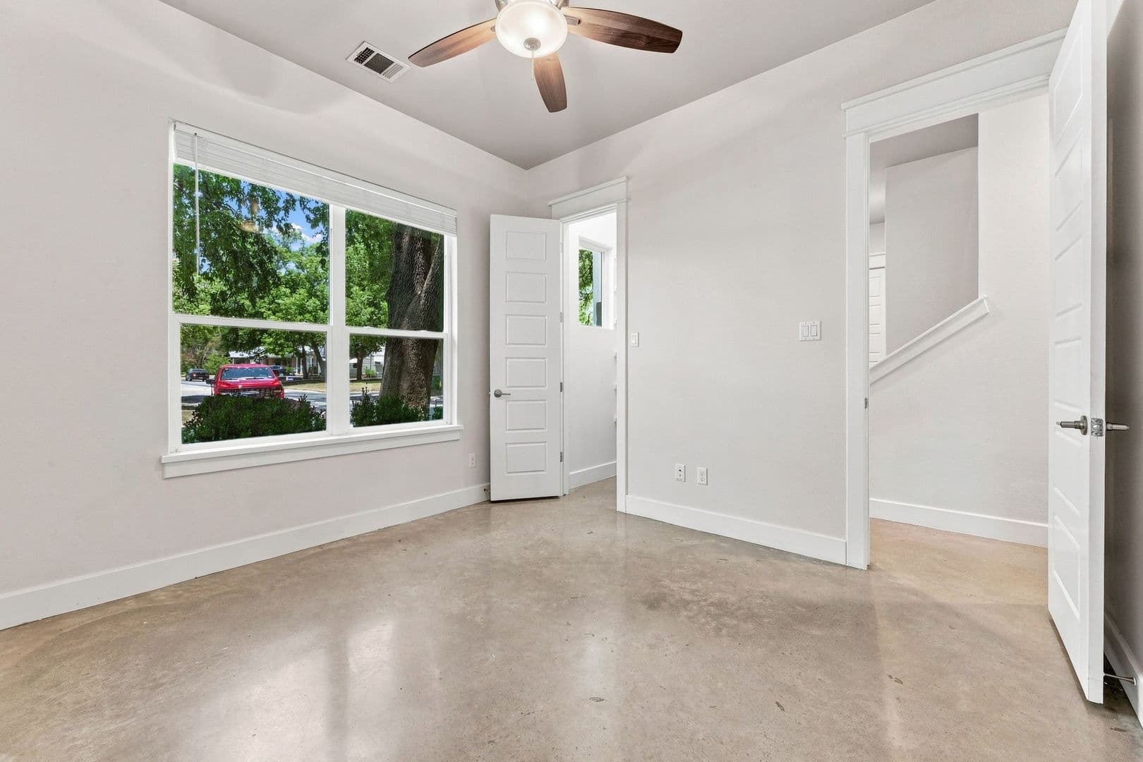 Austin House: 923 East 37th Street