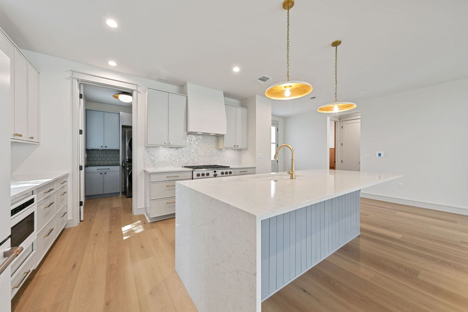 Austin Apartment: 917 E 37th Street