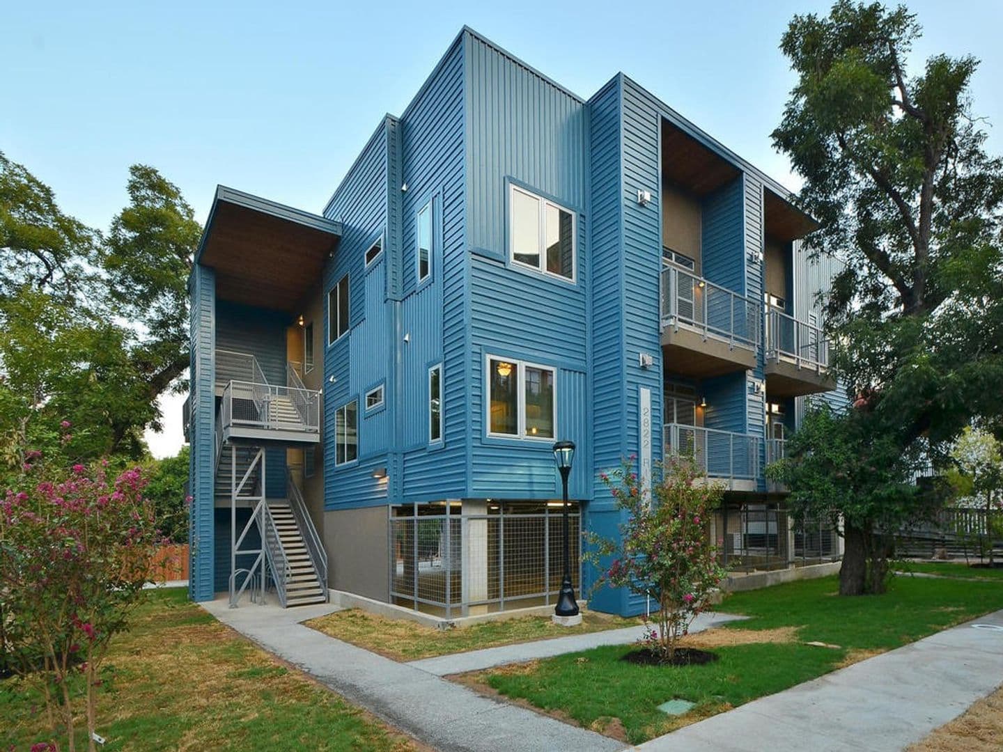 Austin Apartment: 2822 Rio Grande Street