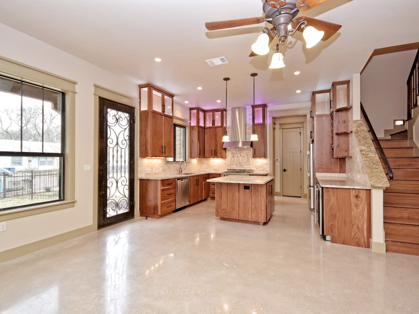 Austin Apartment: 716 Harris Avenue